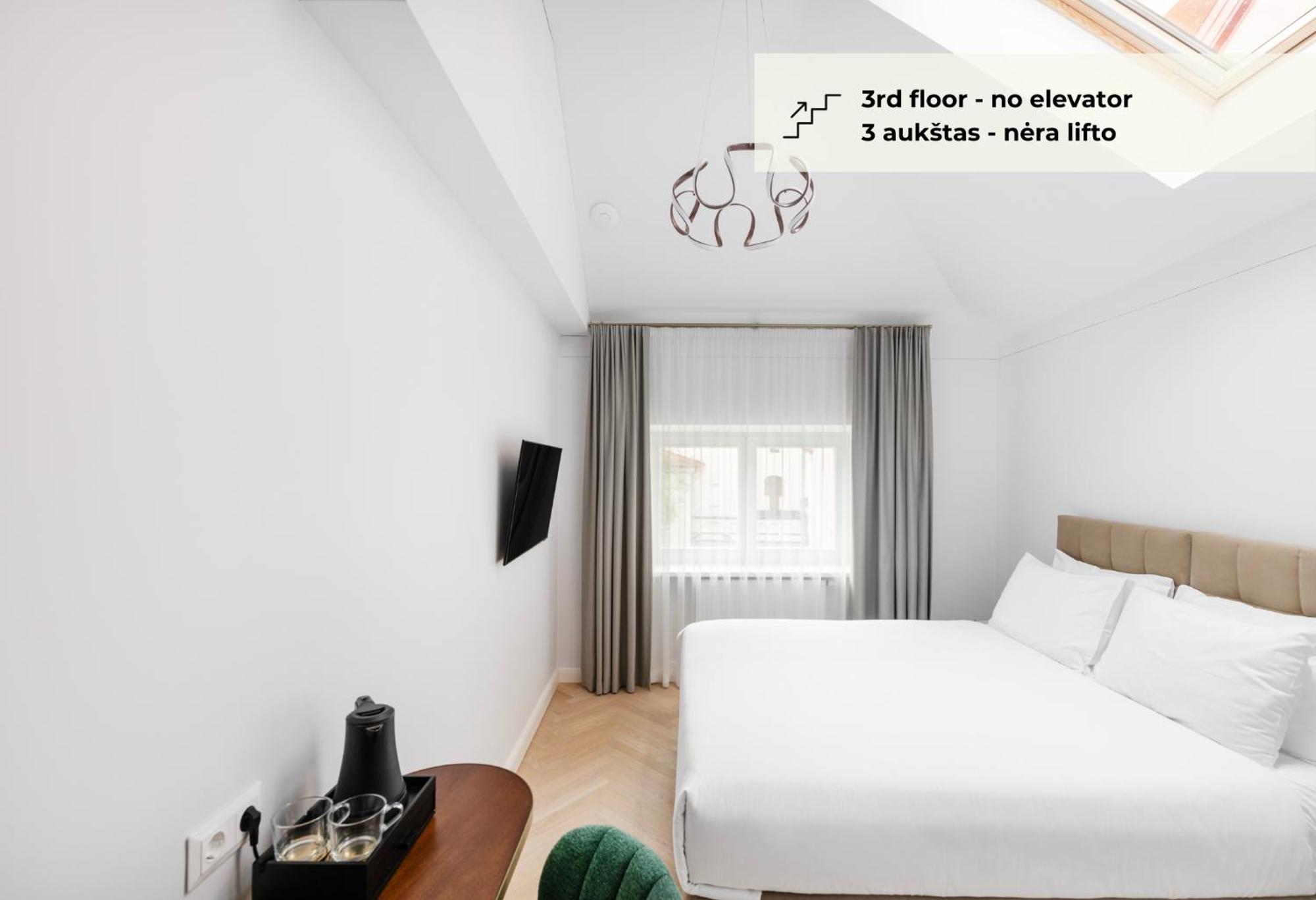 Grand Crown Aparthotel VNO Exterior photo